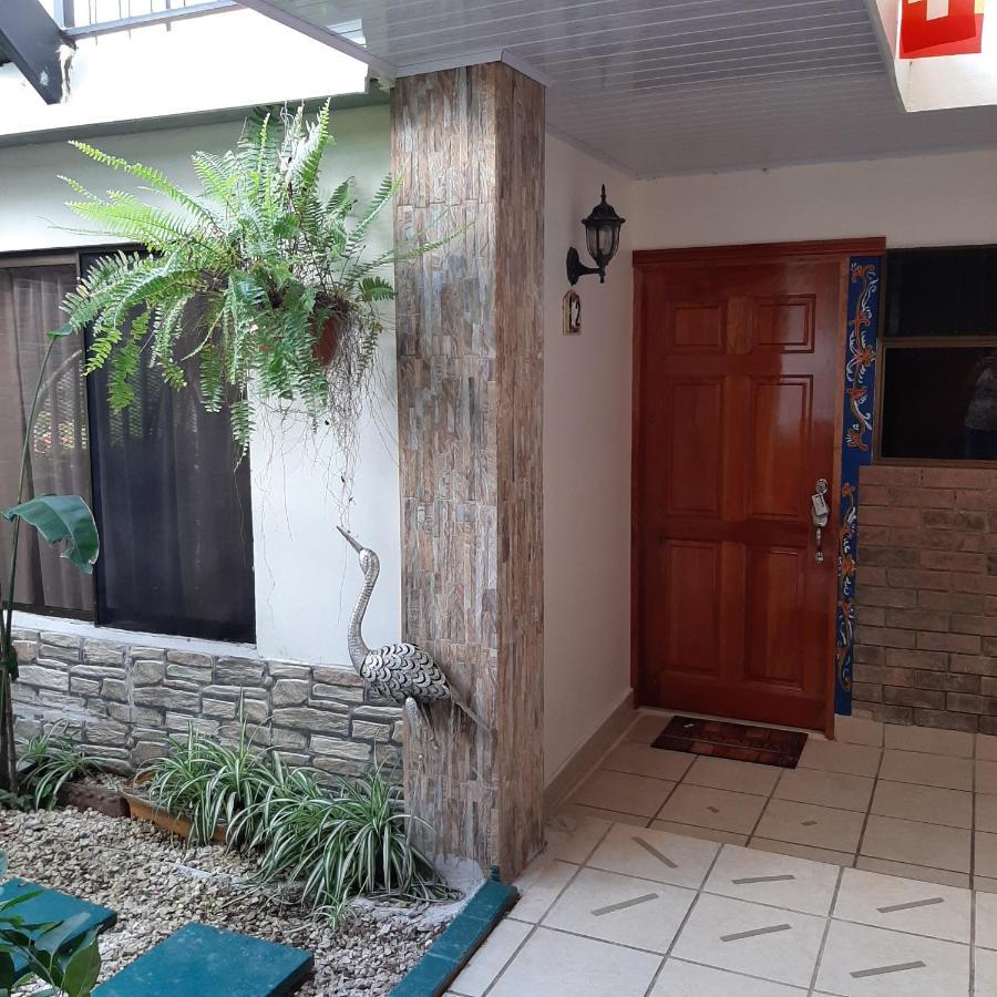 Rancha Azul Inn Alajuela Esterno foto