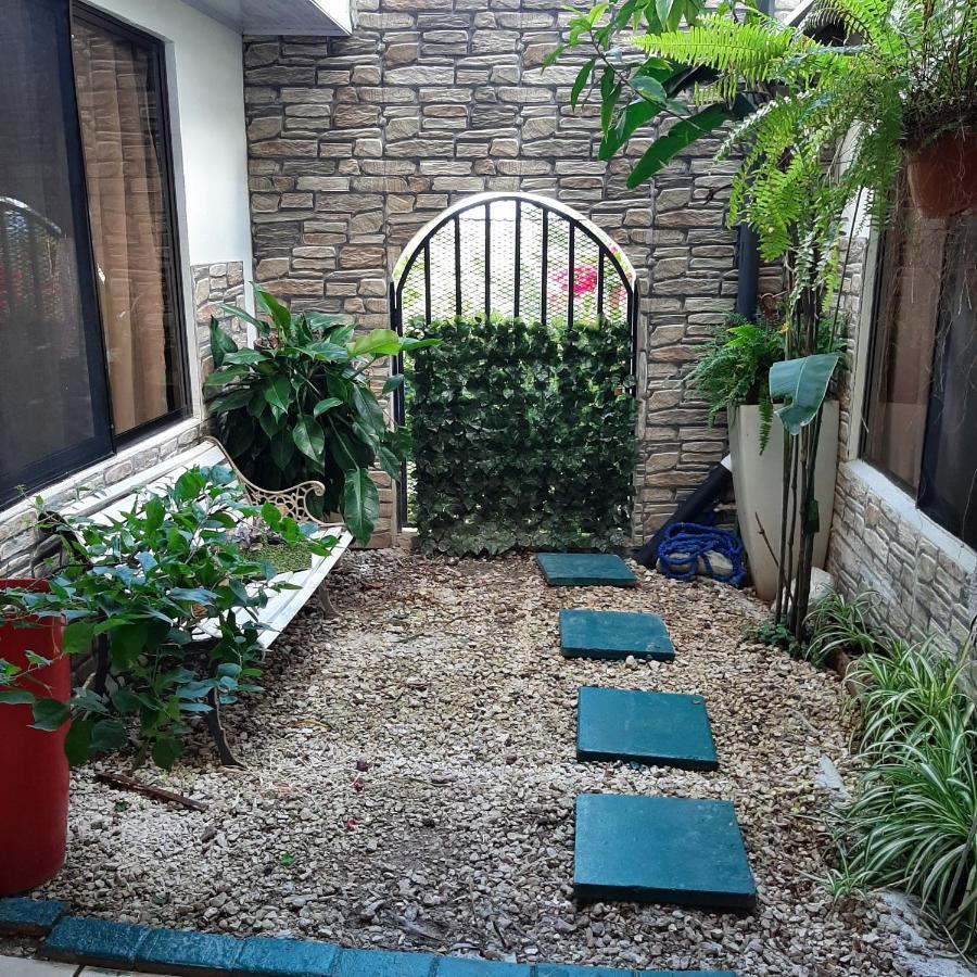 Rancha Azul Inn Alajuela Esterno foto