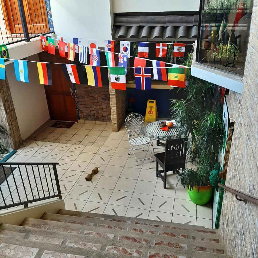 Rancha Azul Inn Alajuela Esterno foto