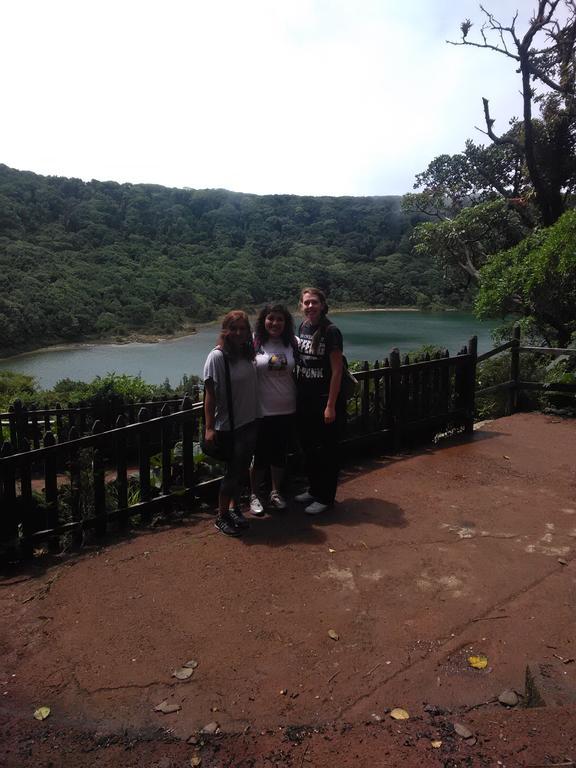 Rancha Azul Inn Alajuela Esterno foto